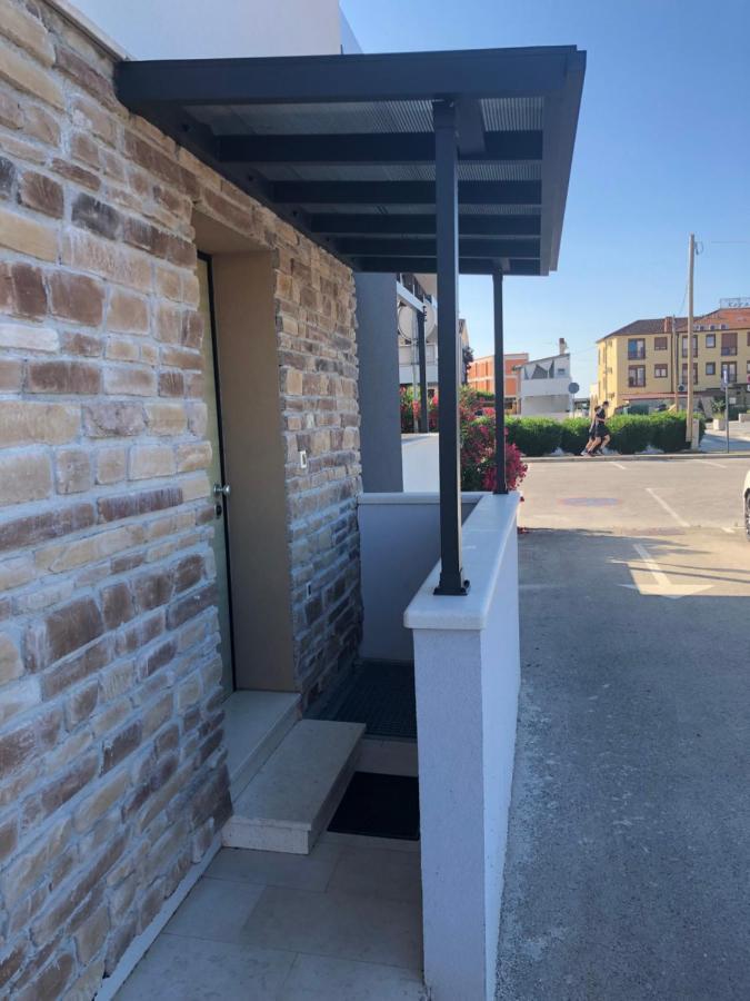 Apartment Petrovic เมดูลิน ภายนอก รูปภาพ