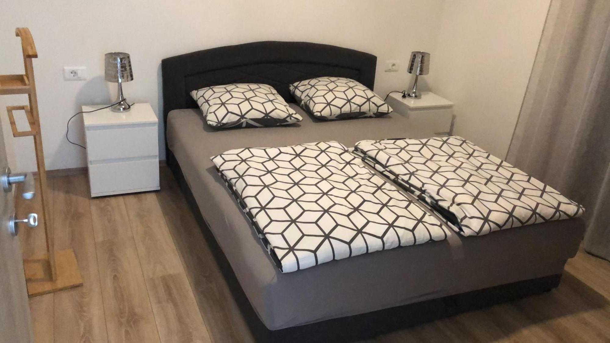 Apartment Petrovic เมดูลิน ภายนอก รูปภาพ